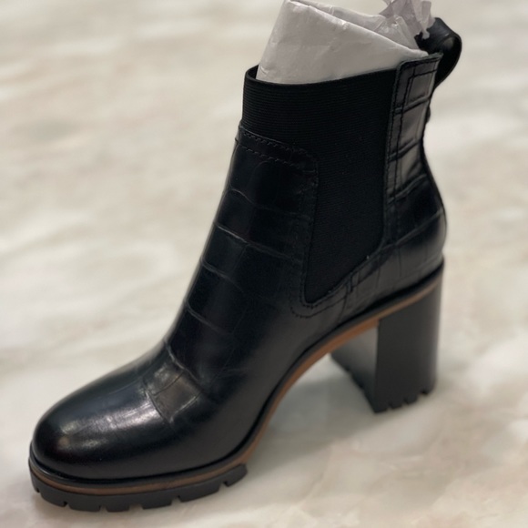 Vince Camuto Denniel Bootie Womens 